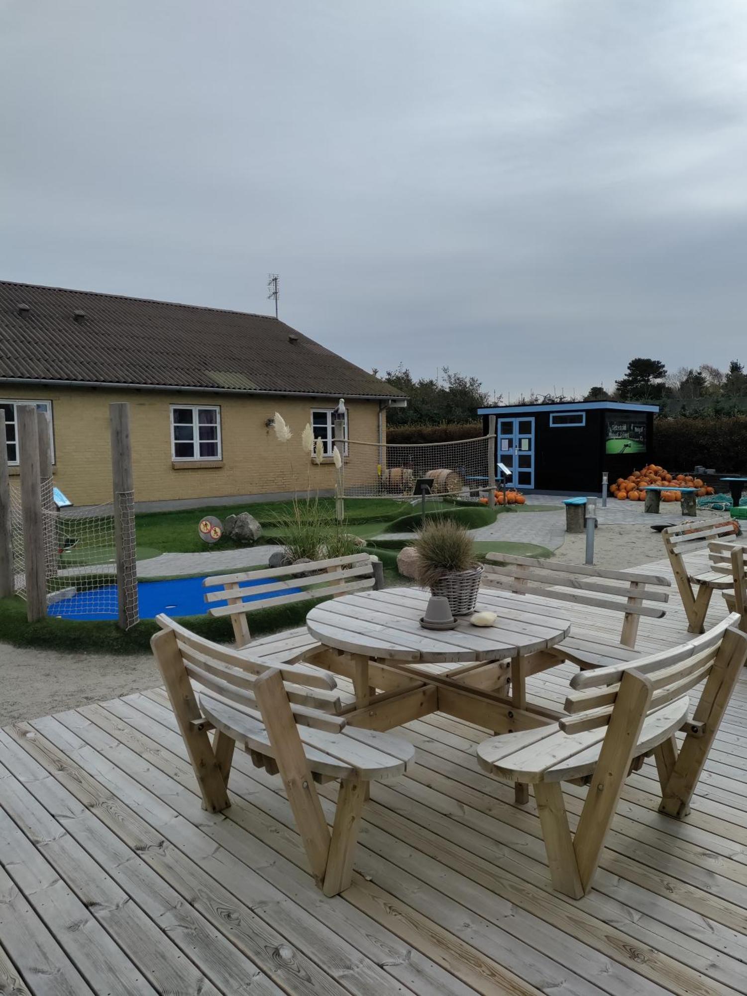 Ronnes Hotel Fjerritslev Екстериор снимка